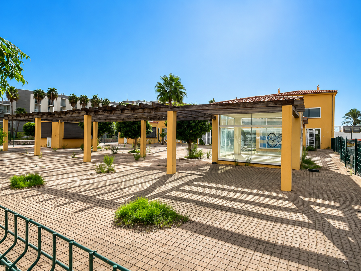 Locales comerciales con oportunidad de inversión en Santa Ponsa